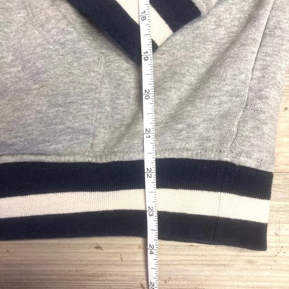 Walt Disney Sz M Original Mickey Mouse Raised Embroidered Hoodie Sweatshirt - Picture 9 of 12